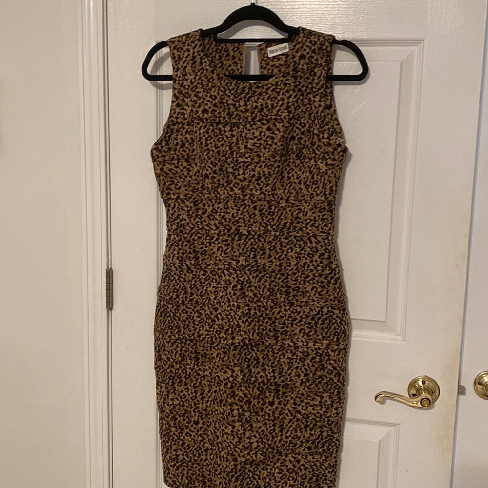 MARVIN RICHARDS  size 8 leopard sleeveless dress